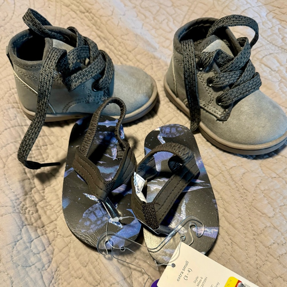 Baby toddler boy shoe bundle sz 4 (gray boots & shark flip flops)